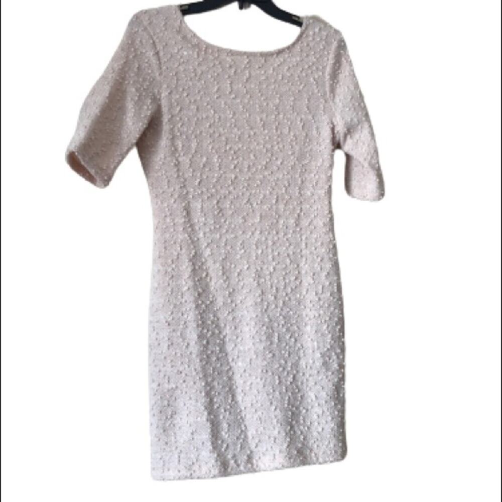 Hi Forever 21 Nude Scoop Back Dress